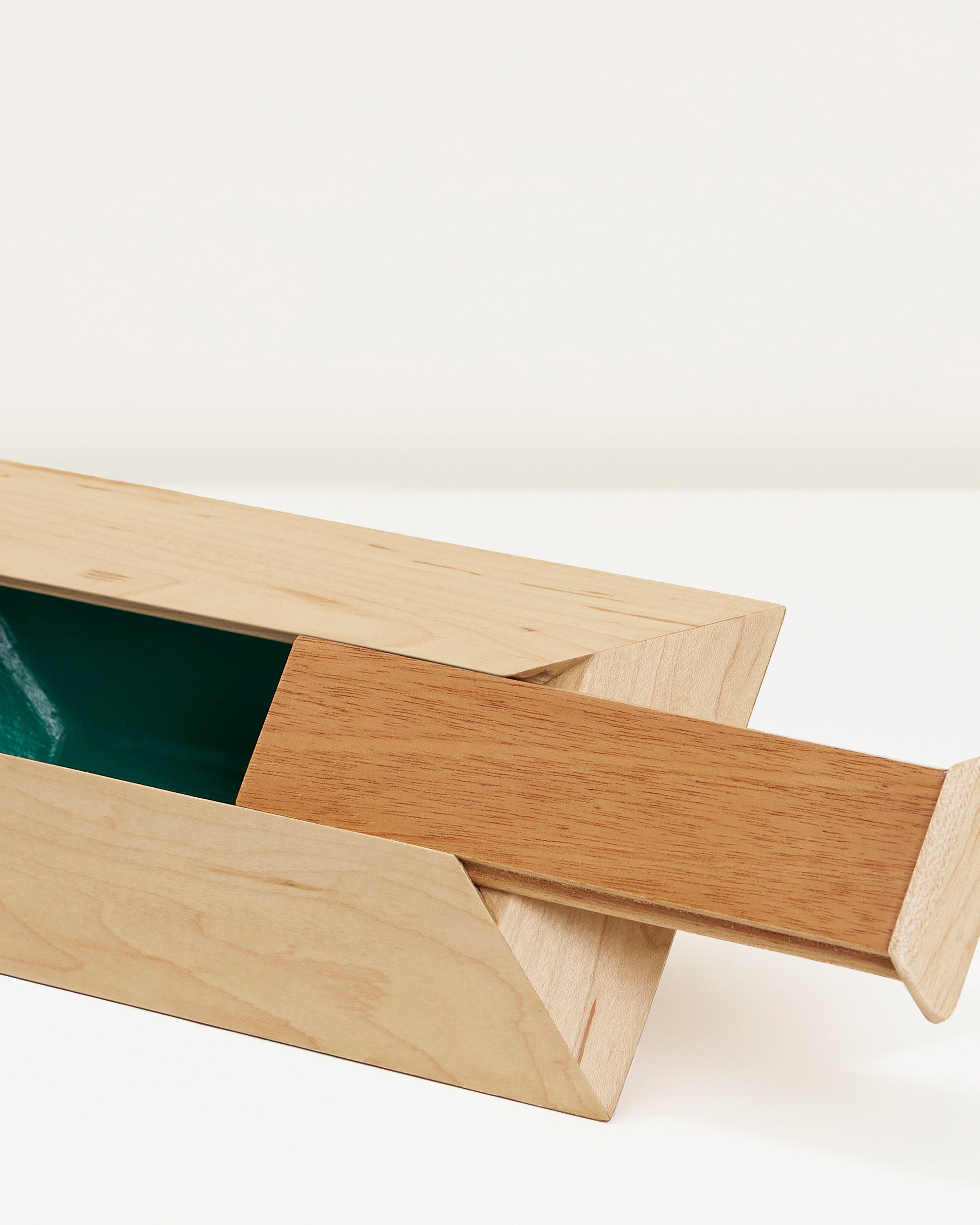 THE BABY BAGUETTE BOX